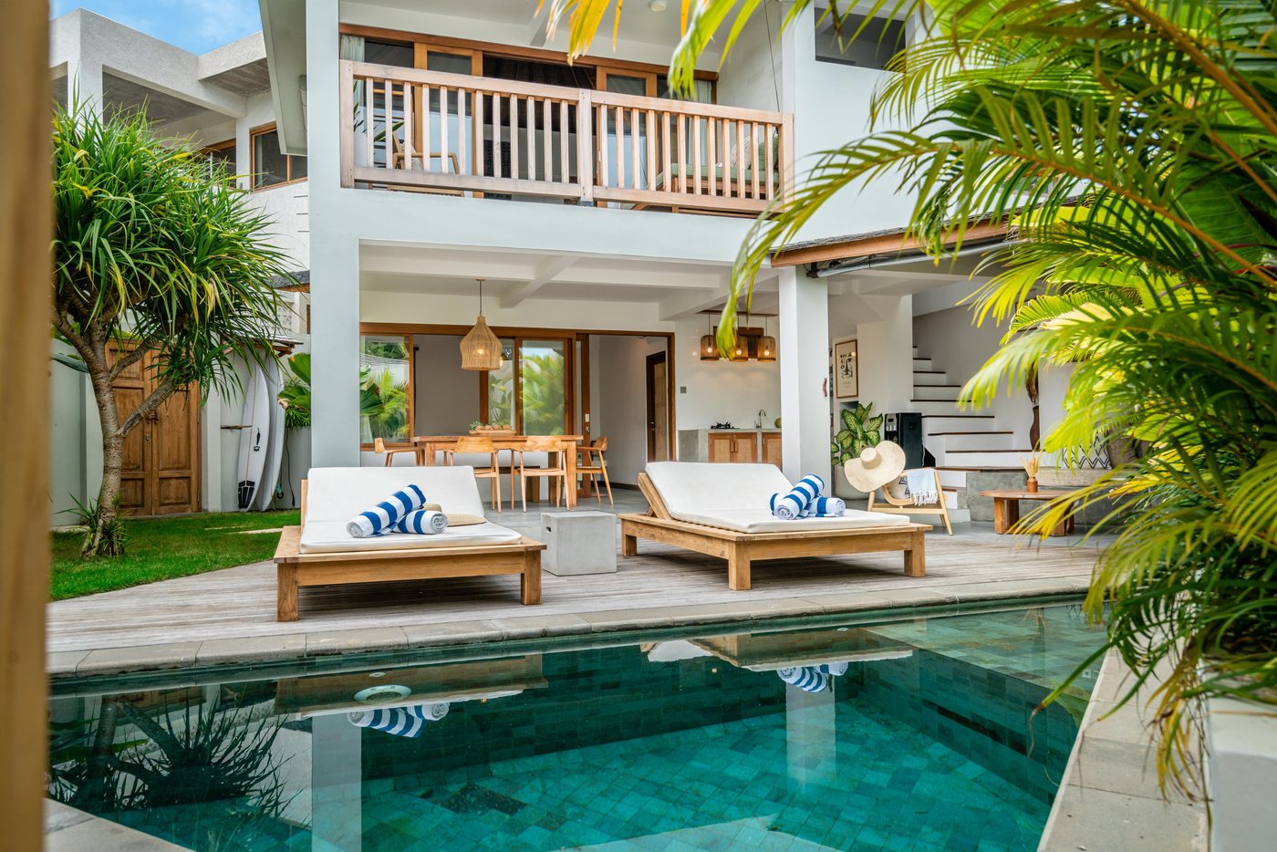 Villa Dua, main image